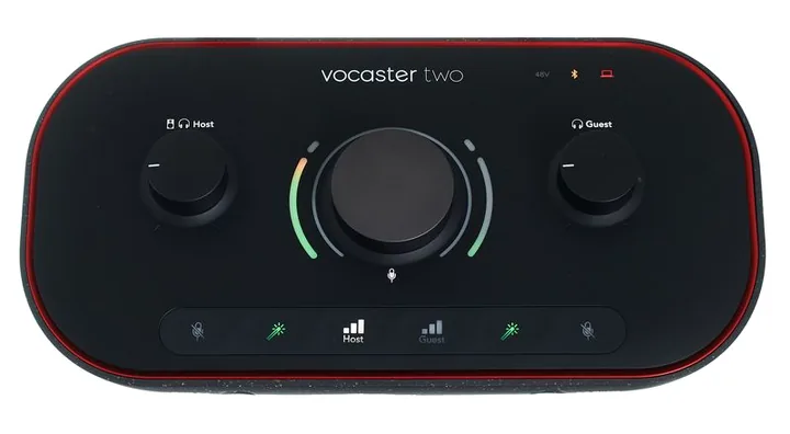 Focusrite Vocaster Two Headphone Bundle, anslutningarna på baksidan