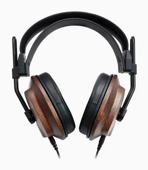 Fostex T60RPmk2 Headphone, hörkåpan på nära håll