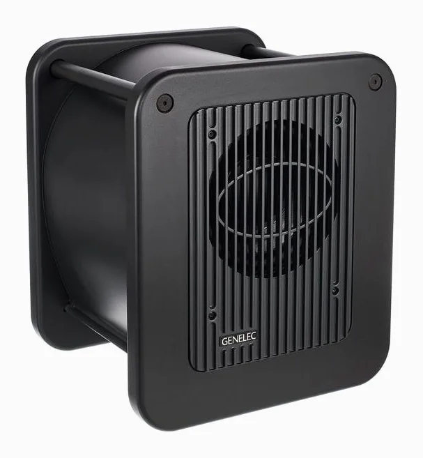 Genelec 7050 CPM, loggan och ytan
