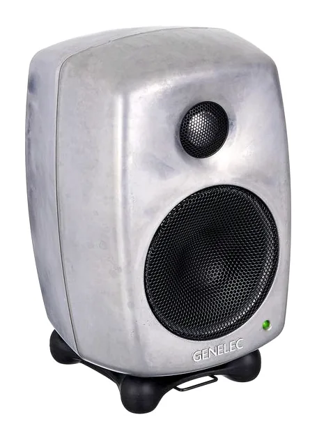 Genelec 8010 RAW, knapparna på bakpanelen