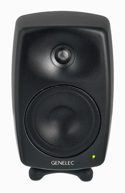 Genelec 8030 CM, basreflexporten