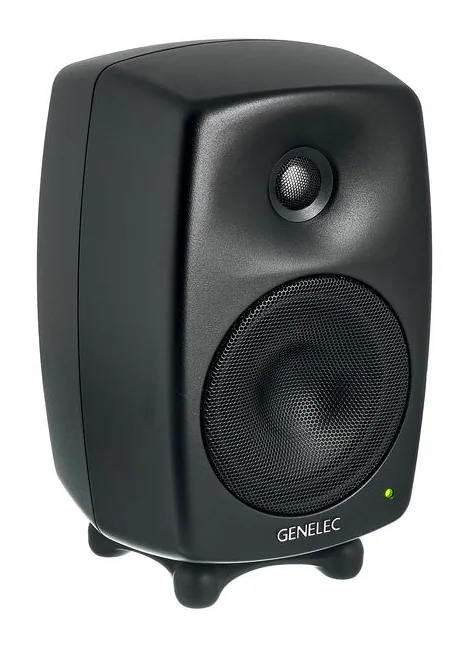 Genelec 8330 AM, basreflexporten