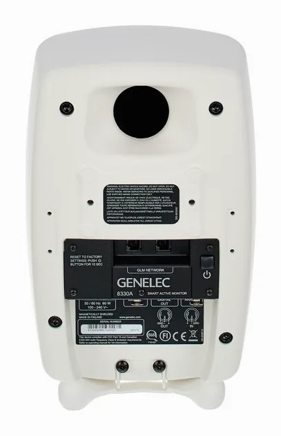 Genelec 8330 AWM Pack, baksidan med anslutningarna