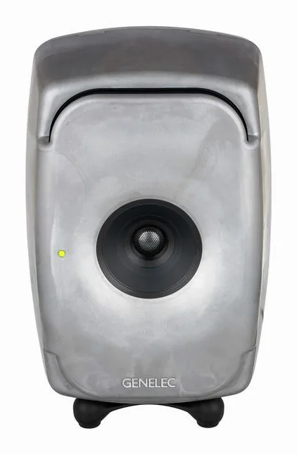 Genelec 8341 RAW, fronten med woofer och diskant