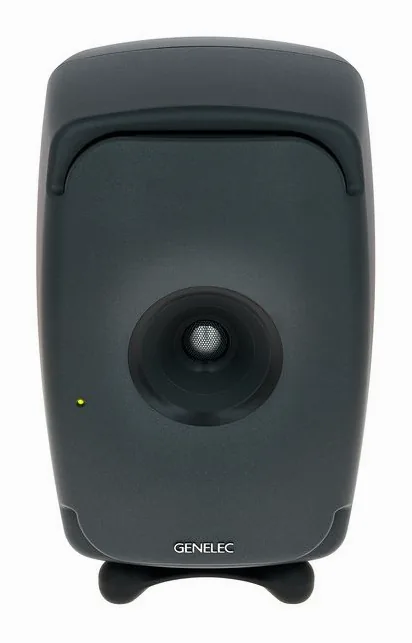 Genelec 8351BP, fronten med woofer och diskant