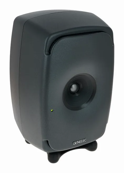 Genelec 8351BP, baksidan med anslutningarna