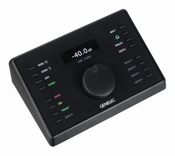 Genelec 9320A Reference Controller, fronten med woofer och diskant