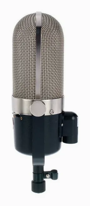 Golden Age Audio Project R1 active Mk3, mikrofonkorgen på nära håll