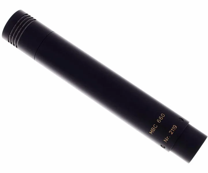 Haun MBC660 L, XLR-kontakten i botten