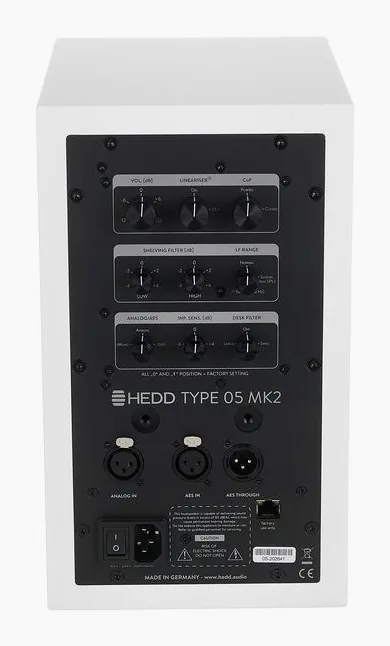 HEDD Type 05 MK2 White, knapparna på bakpanelen