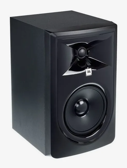 JBL 306P MKII, loggan och ytan