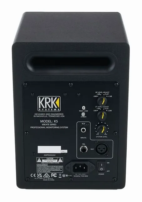 KRK Kreate 5, loggan och ytan