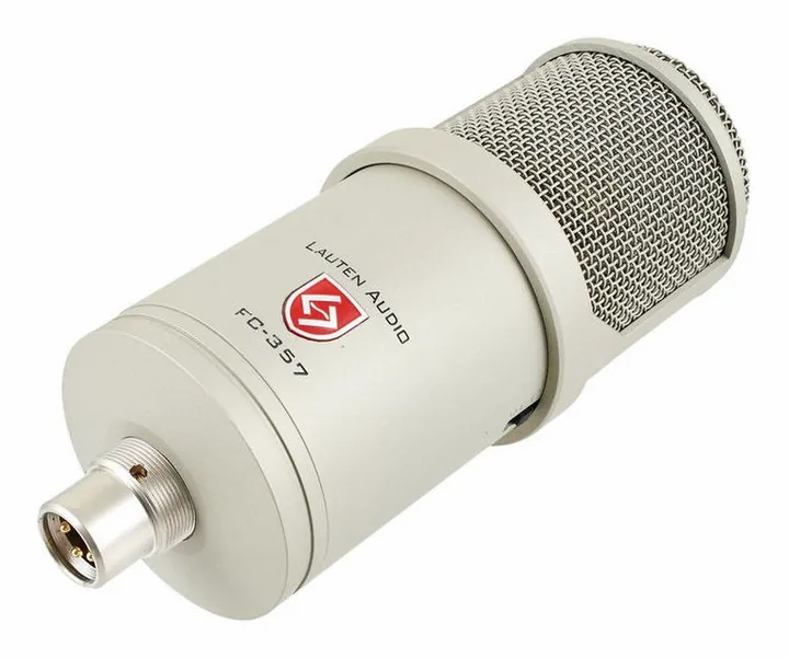 Lauten Audio Clarion FC-357, gallret framifrån