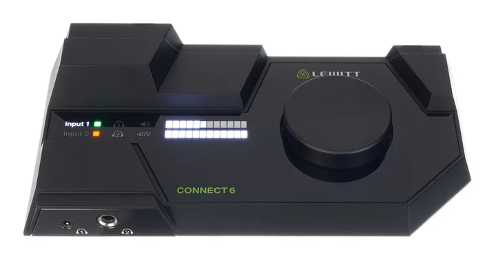 Lewitt Connect 6, ingångarna på framsidan