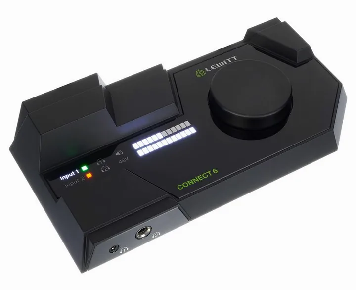 Lewitt Connect 6, ovansidan av lådan