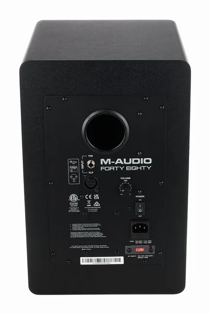 M-Audio Forty Eighty, kabinettet sett från sidan