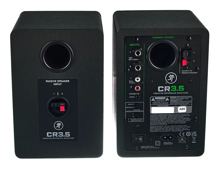 Mackie CR3.5, fronten med woofer och diskant
