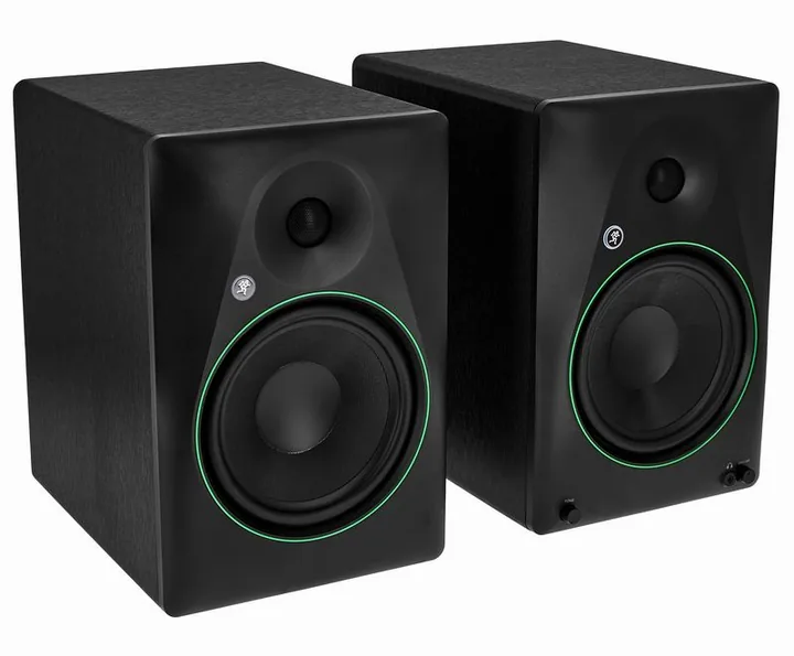 Mackie CR8 BT, basreflexporten