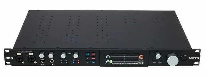 MOTU 828 (2024), ovansidan av lådan