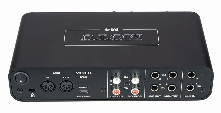 MOTU M4, frontpanelen med rattarna