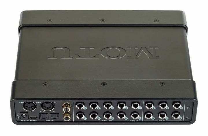 MOTU UltraLite mk5, ingångarna på framsidan