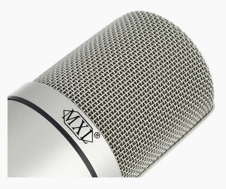 MXL 990, mikrofonkorgen på nära håll