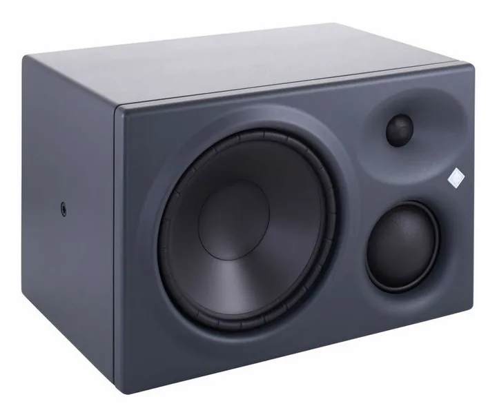 Neumann KH 310 A right, loggan och ytan