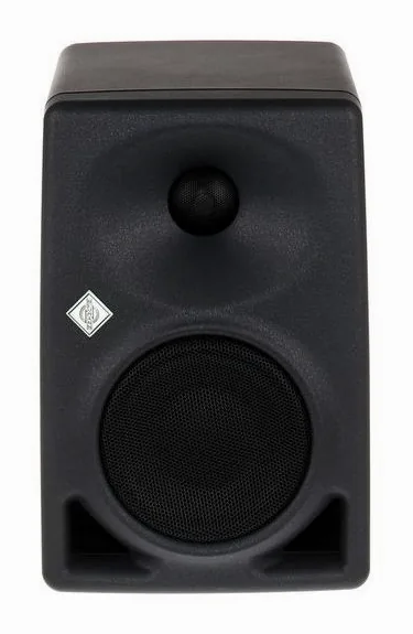 Neumann KH 80 DSP, kabinettet sett från sidan