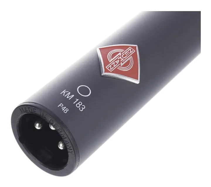 Neumann KM183 mt, XLR-kontakten i botten