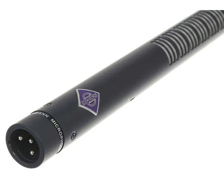 Neumann KMR 82 I mt, gallret framifrån