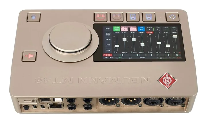 Neumann MT 48 U, nivåmätarna och lysdioderna