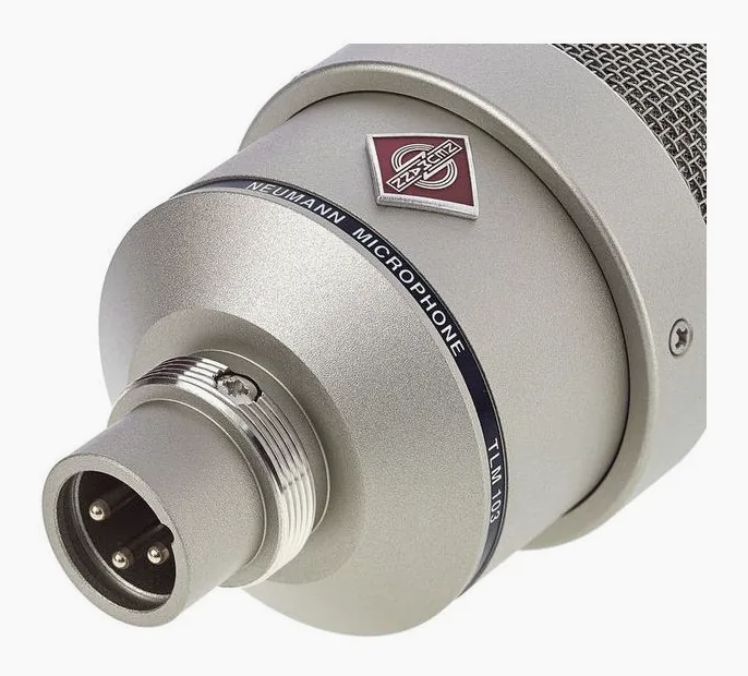 Neumann TLM 103, XLR-kontakten i botten