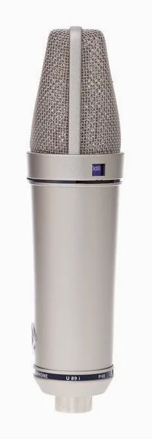 Neumann U89 I, loggan och ytan