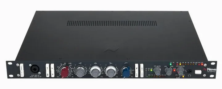 Neve 1073SPX-D, höljet sett från sidan