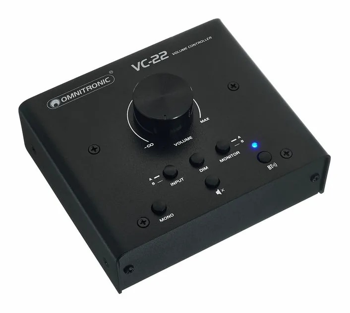 Omnitronic VC-22, knapparna på bakpanelen