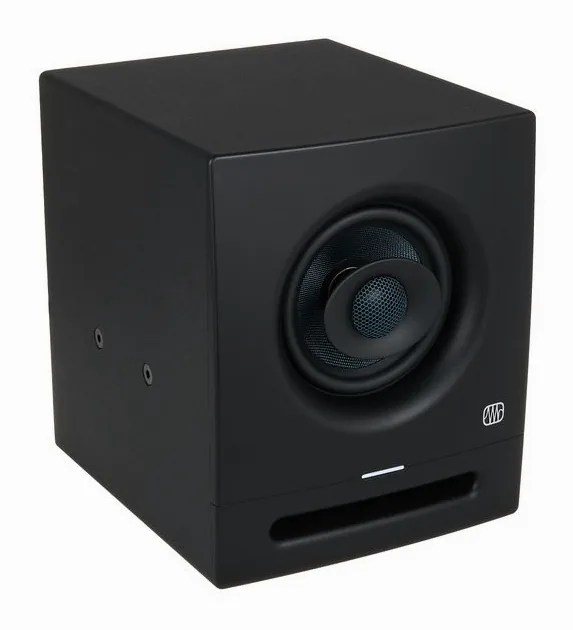 Presonus Eris Pro 4, baksidan med anslutningarna