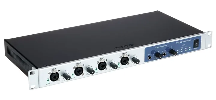 RME Fireface 802 FS, ovansidan av lådan