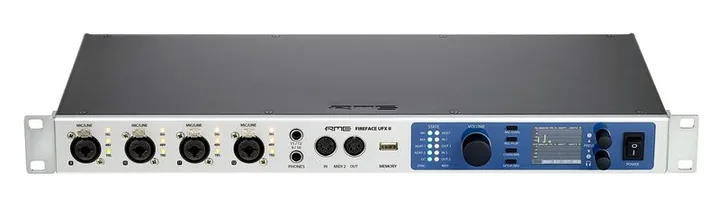 RME Fireface UFX II, ingångarna på framsidan