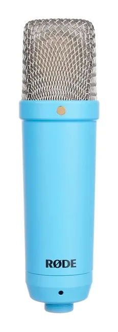 Rode NT1 Signature Blue, huset sett från sidan