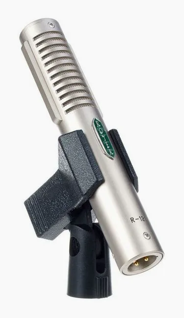 Royer Labs R-121, XLR-kontakten i botten