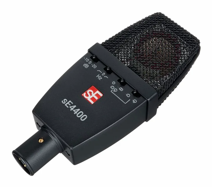 SE Electronics sE4400, mikrofonkorgen på nära håll