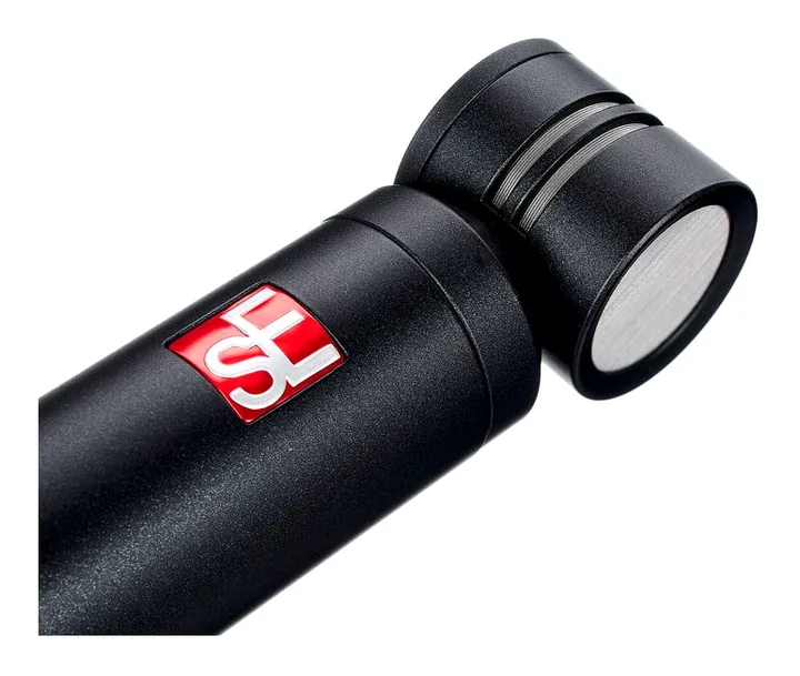 SE Electronics sE7 sideFire, XLR-kontakten i botten
