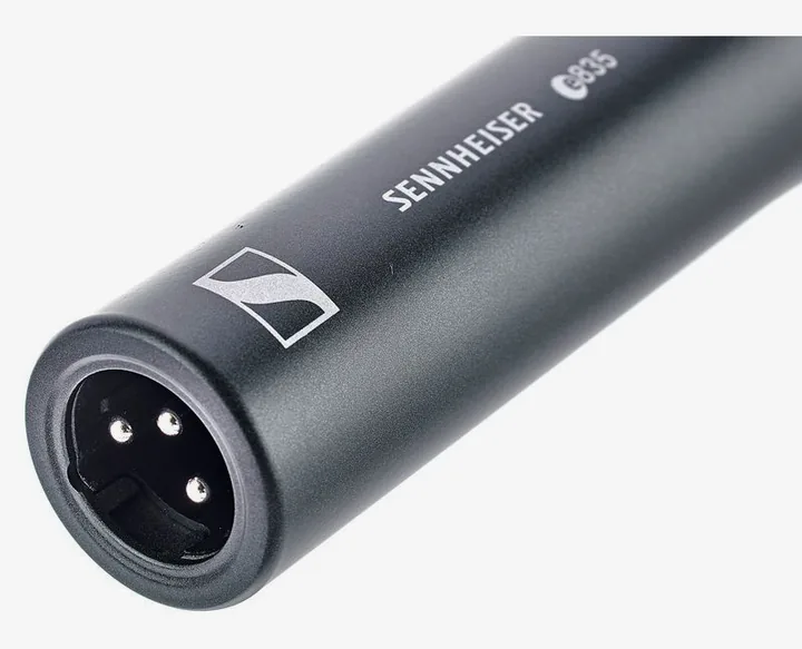 Sennheiser E835 Bundle, mikrofonkorgen på nära håll