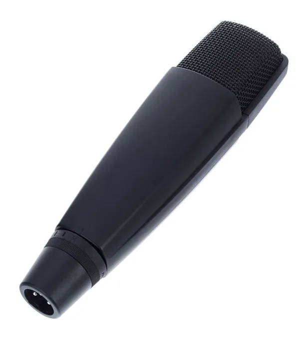 Sennheiser MD421U-2/MS 2003 Set, XLR-kontakten i botten