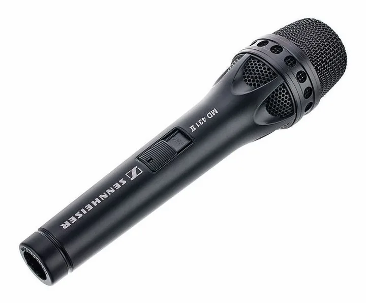 Sennheiser MD431II Profipower, hållaren och fästet