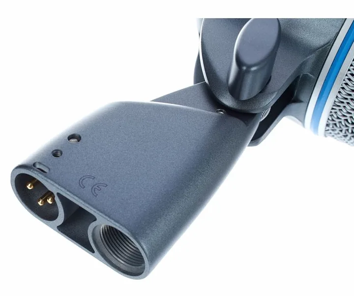 Shure Beta 52 Bundle, XLR-kontakten i botten
