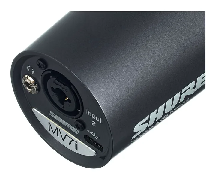Shure MV7i, loggan och ytan