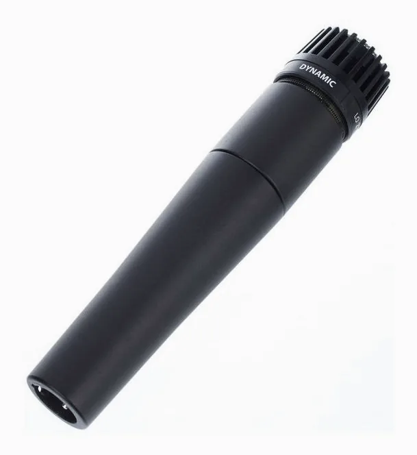 Shure SM57LC Bundle II, XLR-kontakten i botten