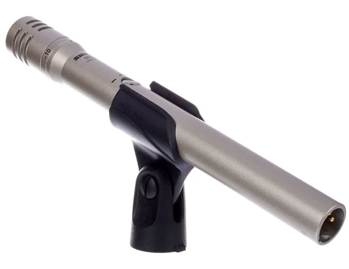Shure SM81, XLR-kontakten i botten