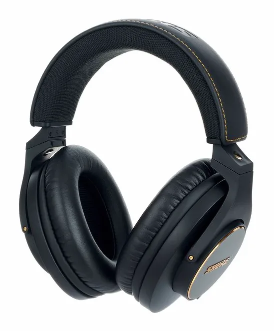 Shure SRH840A-EFS, kabelingången vid hörkåpan